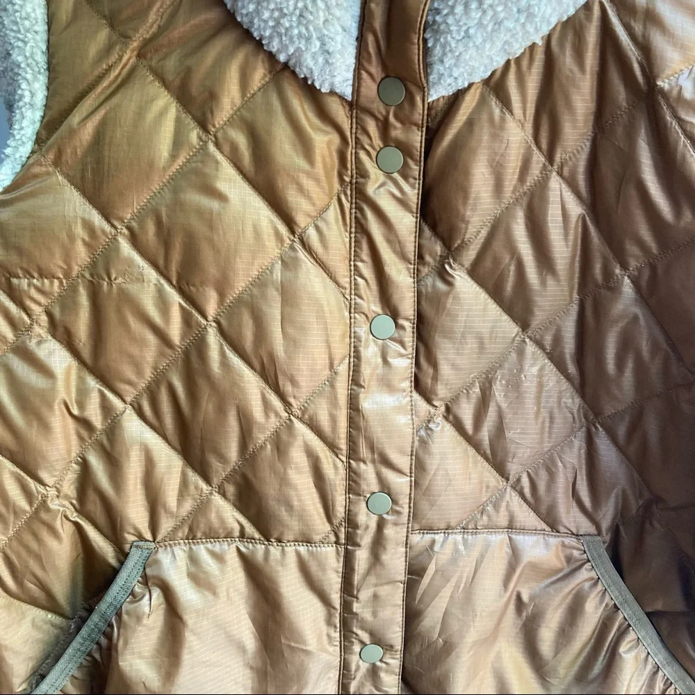 REI Brown and Cream Quilted Jacket - Picture 4 of 9